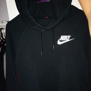 Nike sport wear Ralley funnel sweater